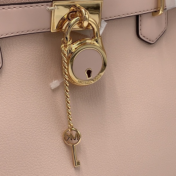 MICHAEL KORS HAMILTON MEDIUM
SATCHEL SHOULDER CROSSBODY BAG
POWDER BLUSH COLOR - Picture 8 of 15